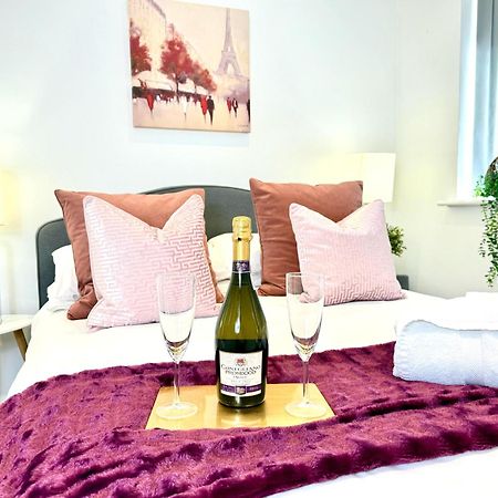Hazel 1-Bedroom Cousy Flat, Parking, Wifi, Prime Location, Close To Blenheim Palace & Oxford 키들링턴 외부 사진