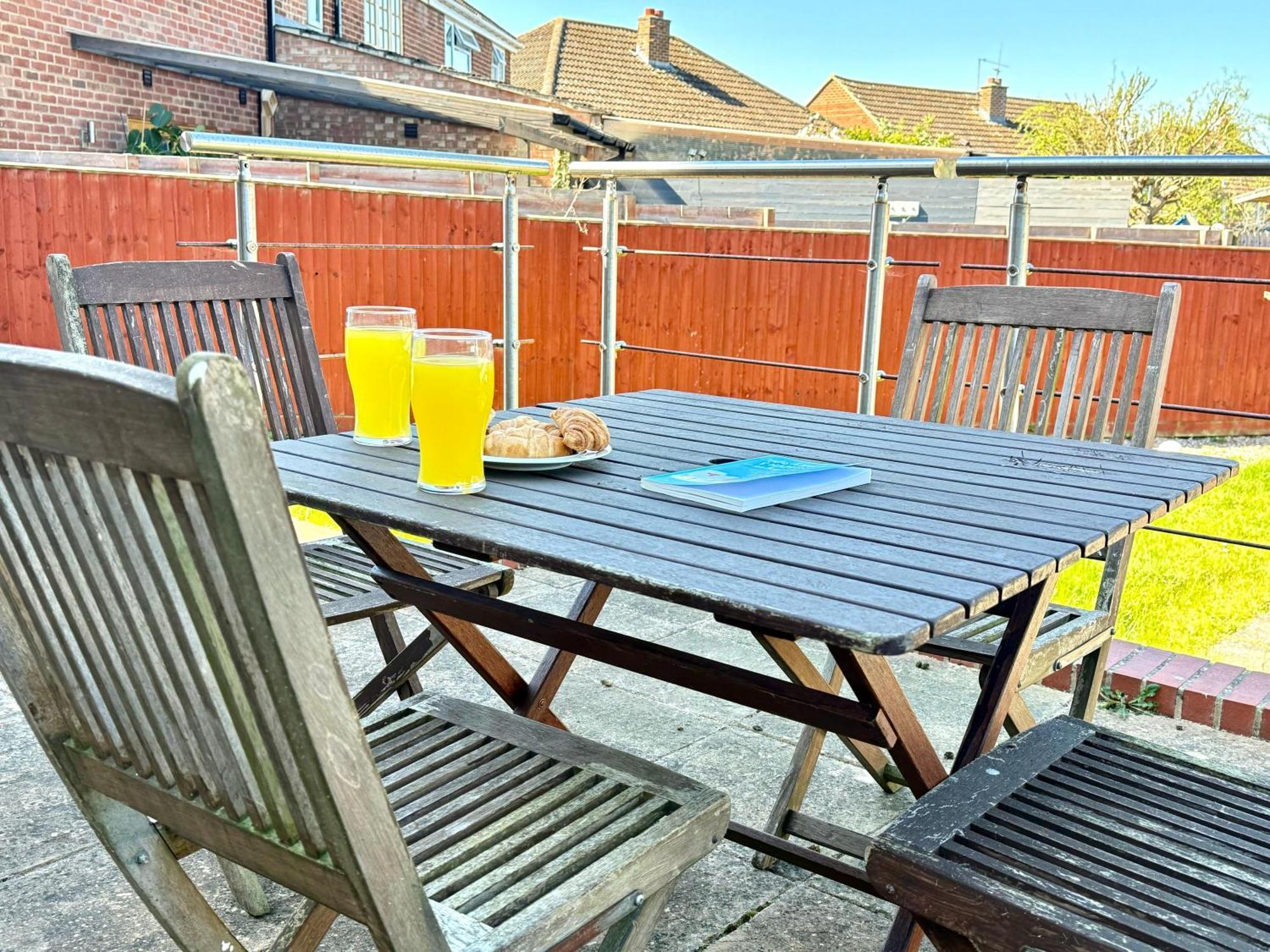 Hazel 1-Bedroom Cousy Flat, Parking, Wifi, Prime Location, Close To Blenheim Palace & Oxford 키들링턴 외부 사진