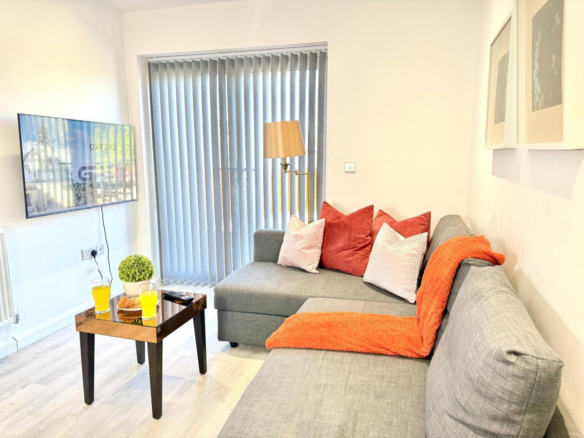 Hazel 1-Bedroom Cousy Flat, Parking, Wifi, Prime Location, Close To Blenheim Palace & Oxford 키들링턴 외부 사진
