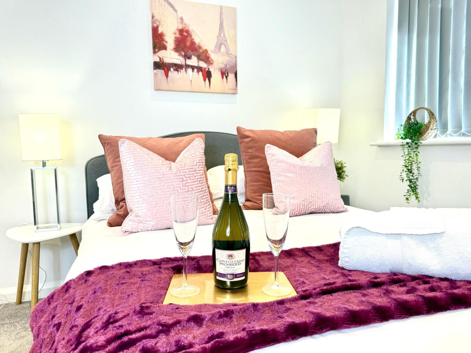 Hazel 1-Bedroom Cousy Flat, Parking, Wifi, Prime Location, Close To Blenheim Palace & Oxford 키들링턴 외부 사진
