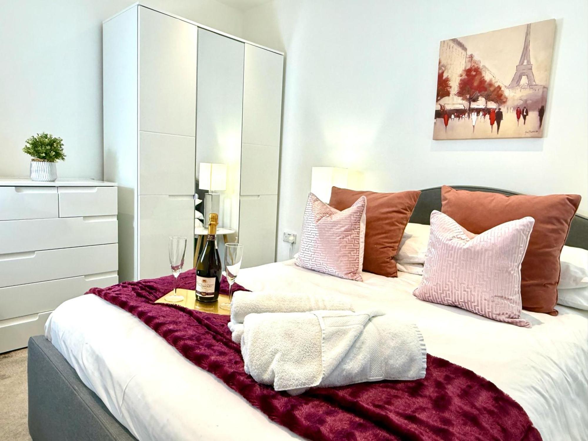 Hazel 1-Bedroom Cousy Flat, Parking, Wifi, Prime Location, Close To Blenheim Palace & Oxford 키들링턴 외부 사진