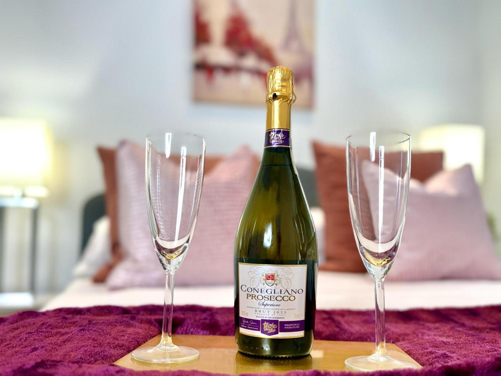 Hazel 1-Bedroom Cousy Flat, Parking, Wifi, Prime Location, Close To Blenheim Palace & Oxford 키들링턴 외부 사진